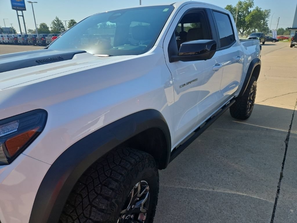 Used 2025 Chevrolet Colorado ZR2 Truck Crew Cab