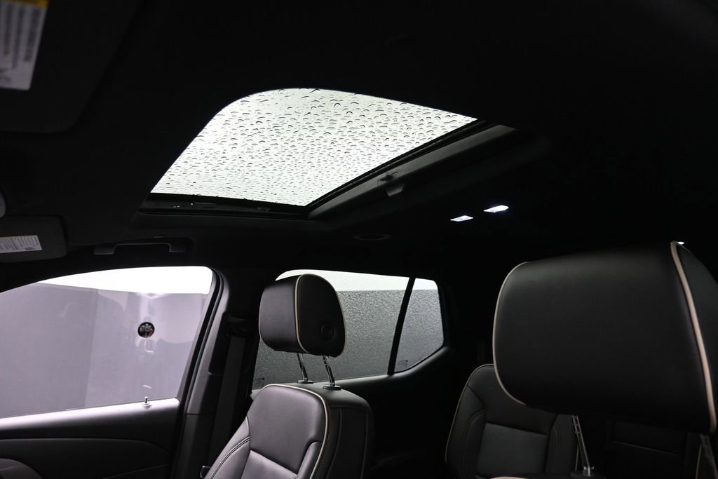 2023 Chevrolet Traverse Premier - Photo 23
