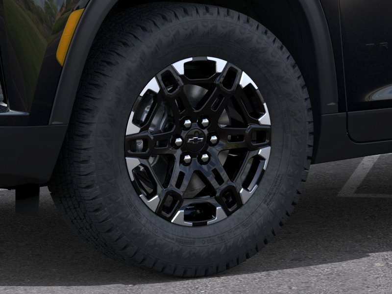 2027 Chevrolet Traverse Z71 - Photo 11