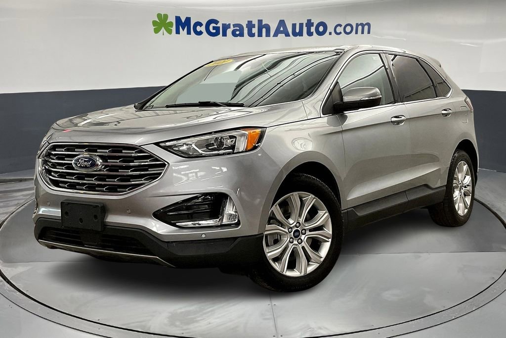 2021 Ford Edge Titanium photo 2