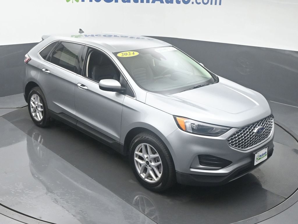 Used 2024 Ford Edge SEL with VIN 2FMPK4J99RBA71072 for sale in Cedar Rapids, IA