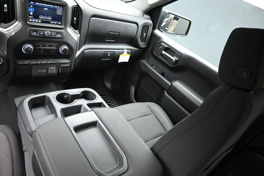 2026 Chevrolet Silverado 1500 Custom - Photo 14