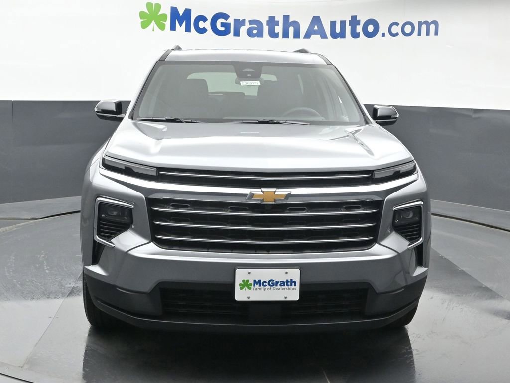2026 Chevrolet Traverse photo 3