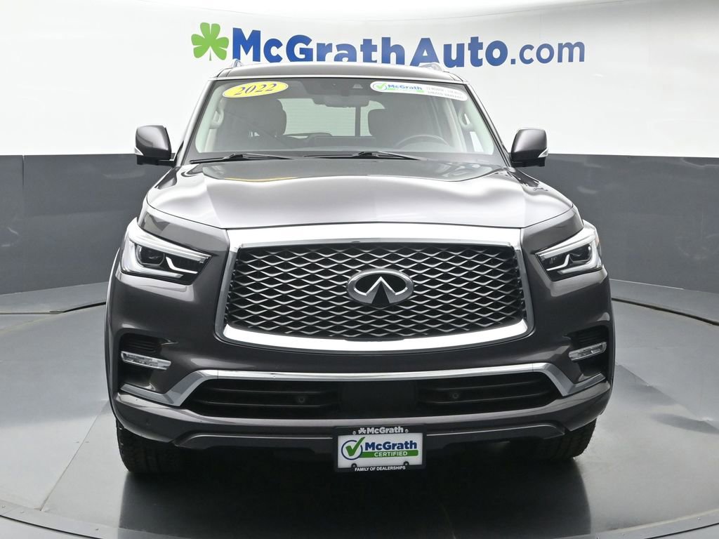 2022 Infiniti QX80 Luxe photo 3
