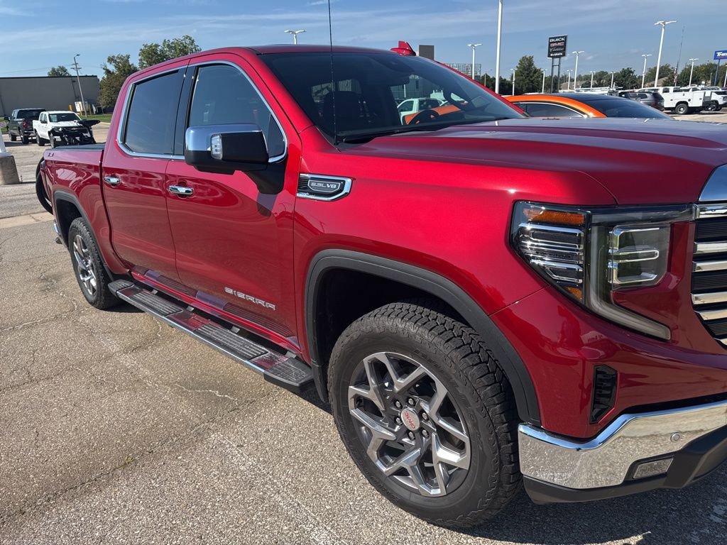 2025 Gmc Sierra 1500 SLT photo 2