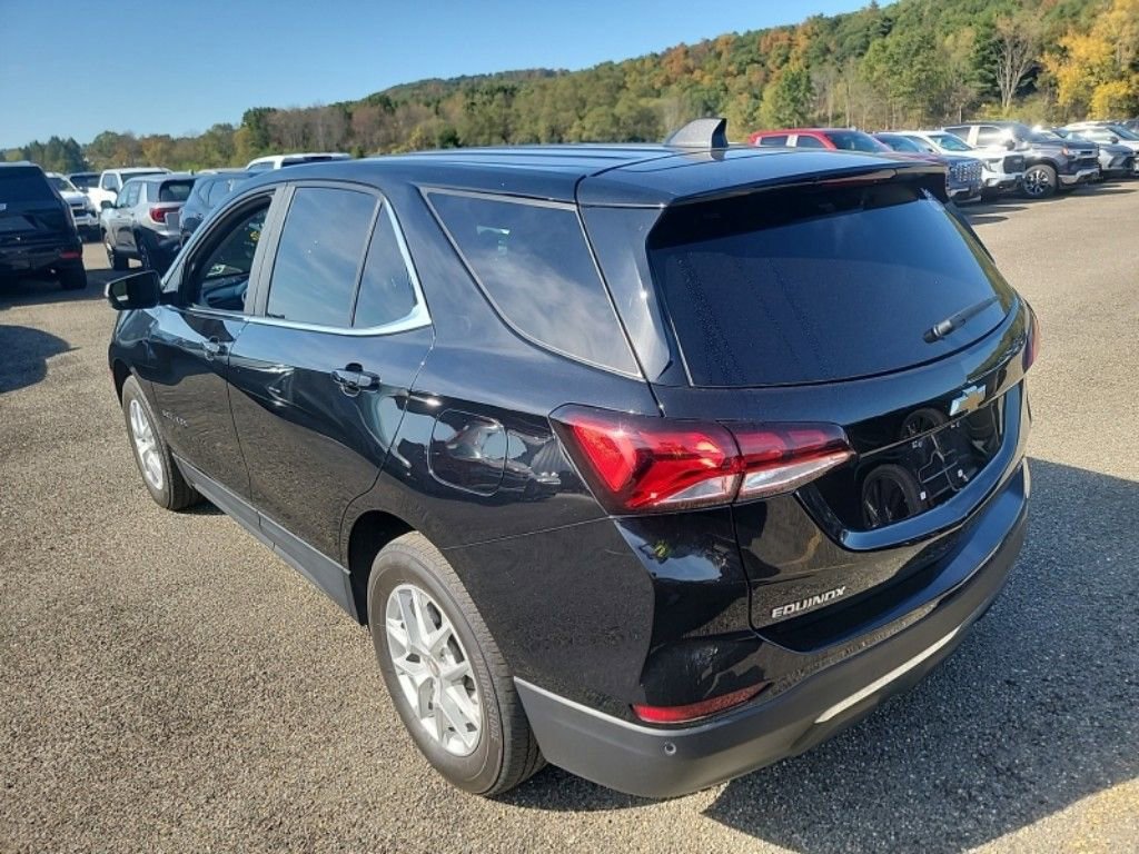2022 Chevrolet Equinox LT photo 4