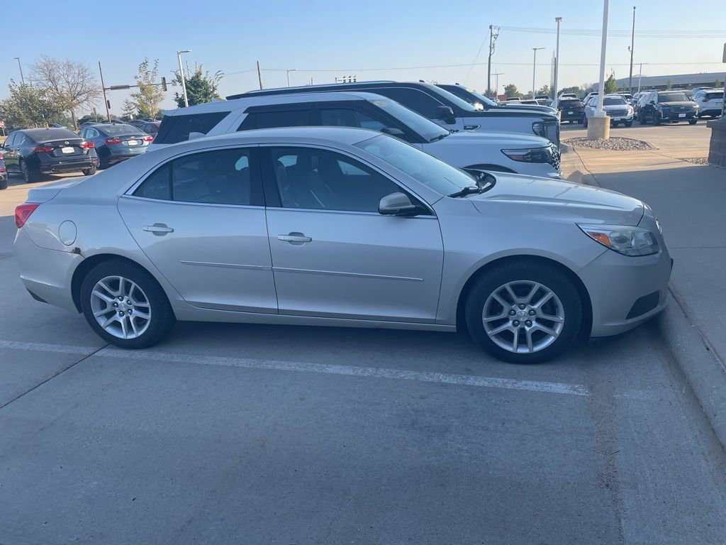 2013 Chevrolet Malibu 1LT photo 3