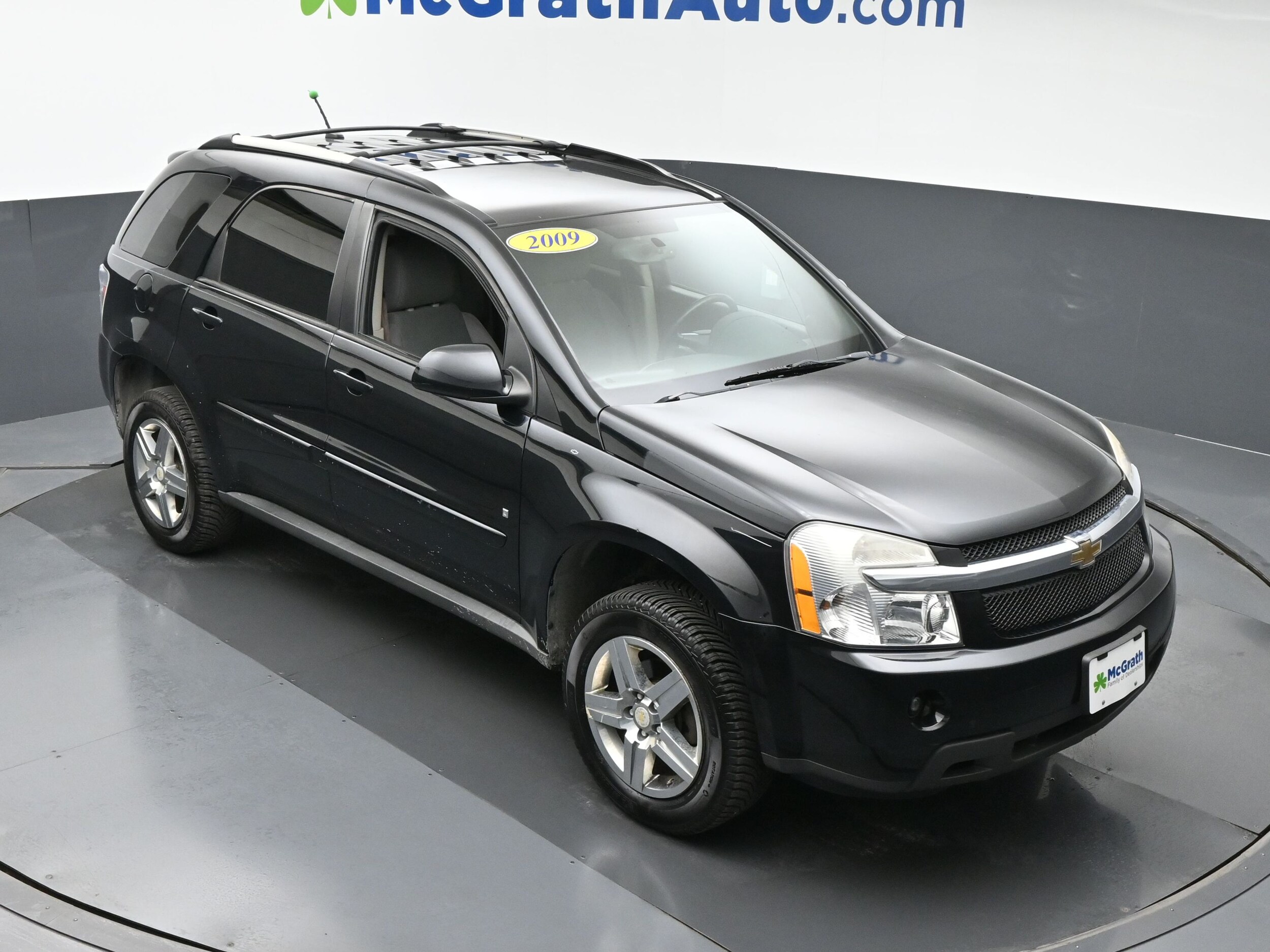 2009 Chevrolet Equinox LT photo 2