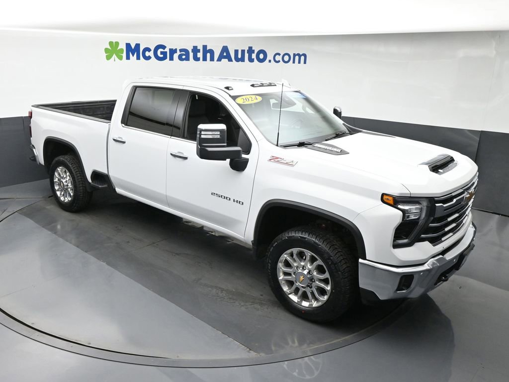 2024 Chevrolet Silverado 2500HD LTZ photo 2