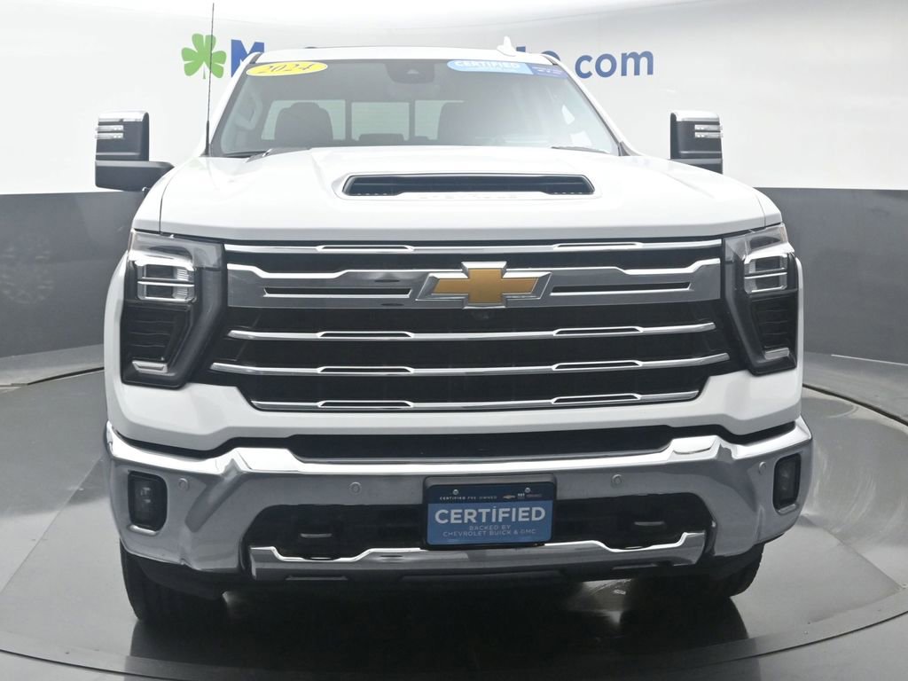 2024 Chevrolet Silverado 2500HD LTZ photo 4