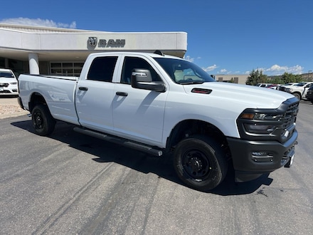 2026 Ram 2500 TRADESMAN CREW CAB 4X4 8' BOX Pickup