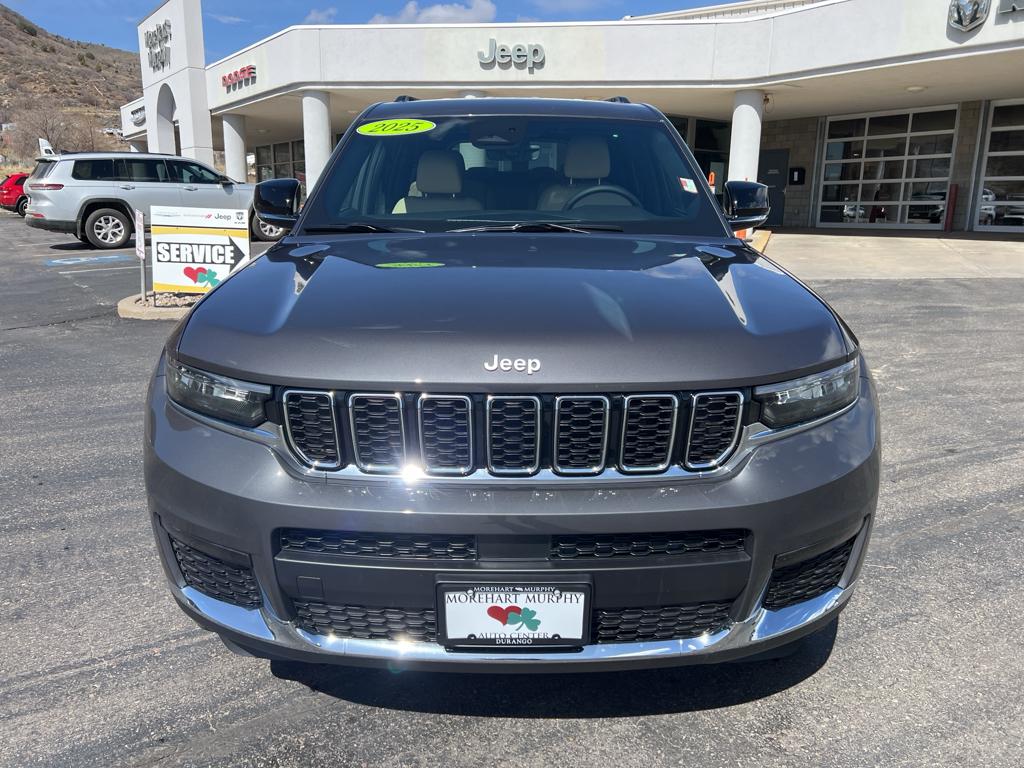 2025 Jeep Grand Cherokee L photo 2