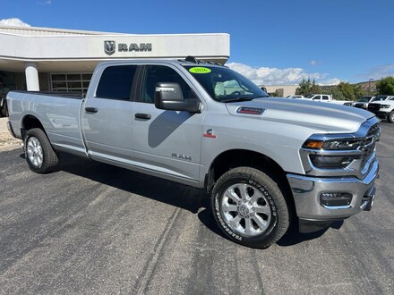 2026 Ram 3500 BIG HORN CREW CAB 4X4 8' BOX Pickup