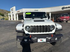 2025 Jeep Gladiator MOJAVE 4X4 Pickup