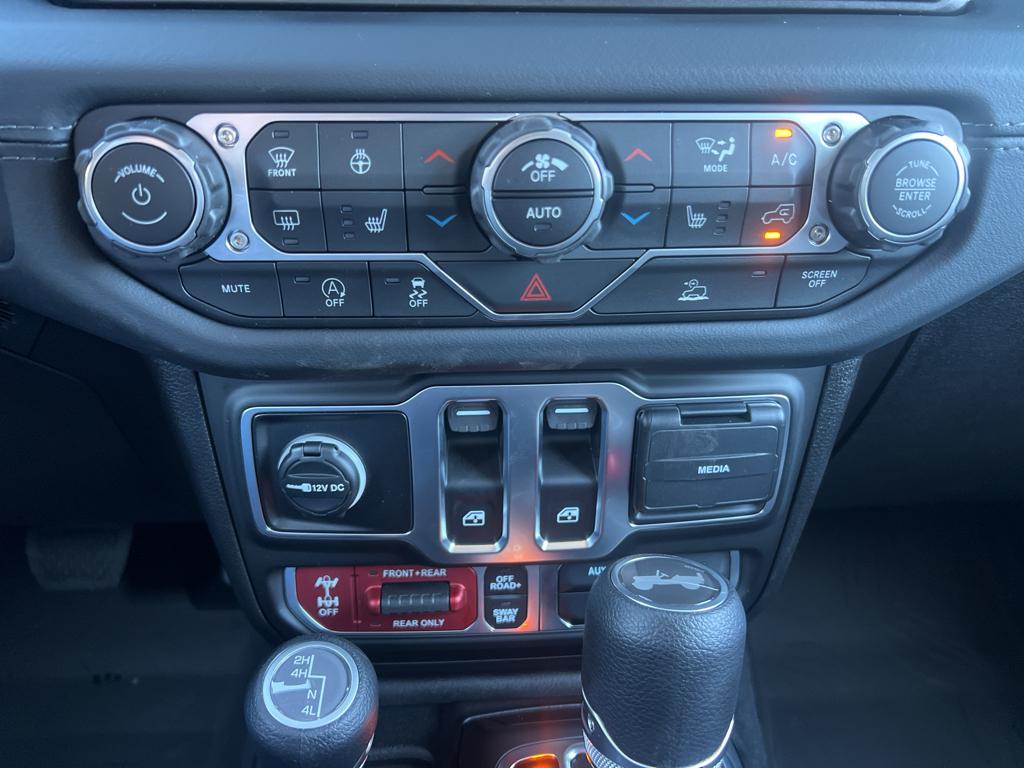 2025 Jeep Wrangler 2-Door Rubicon - Photo 26