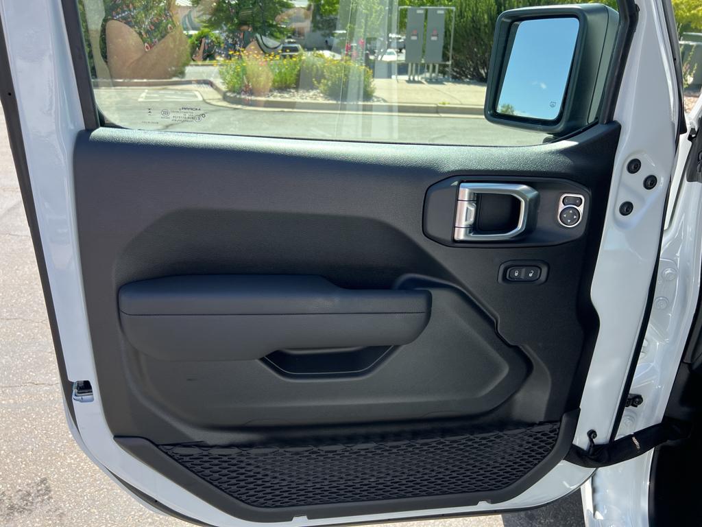2025 Jeep Gladiator Sport S - Photo 15