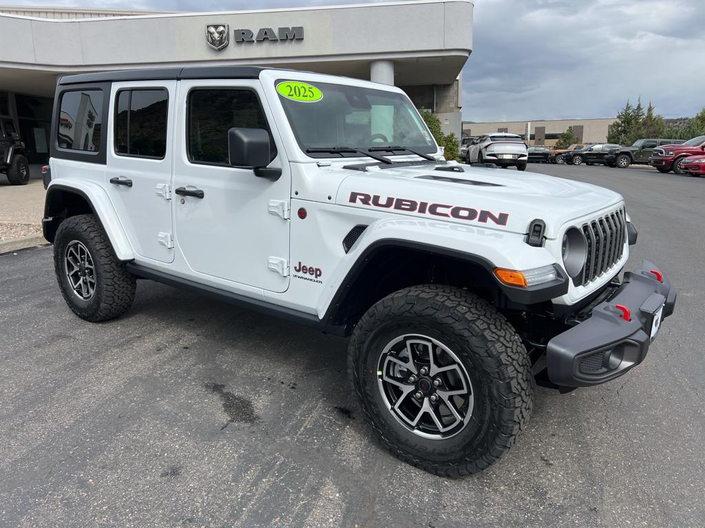 2025 Jeep Wrangler 4-Door Rubicon's photo