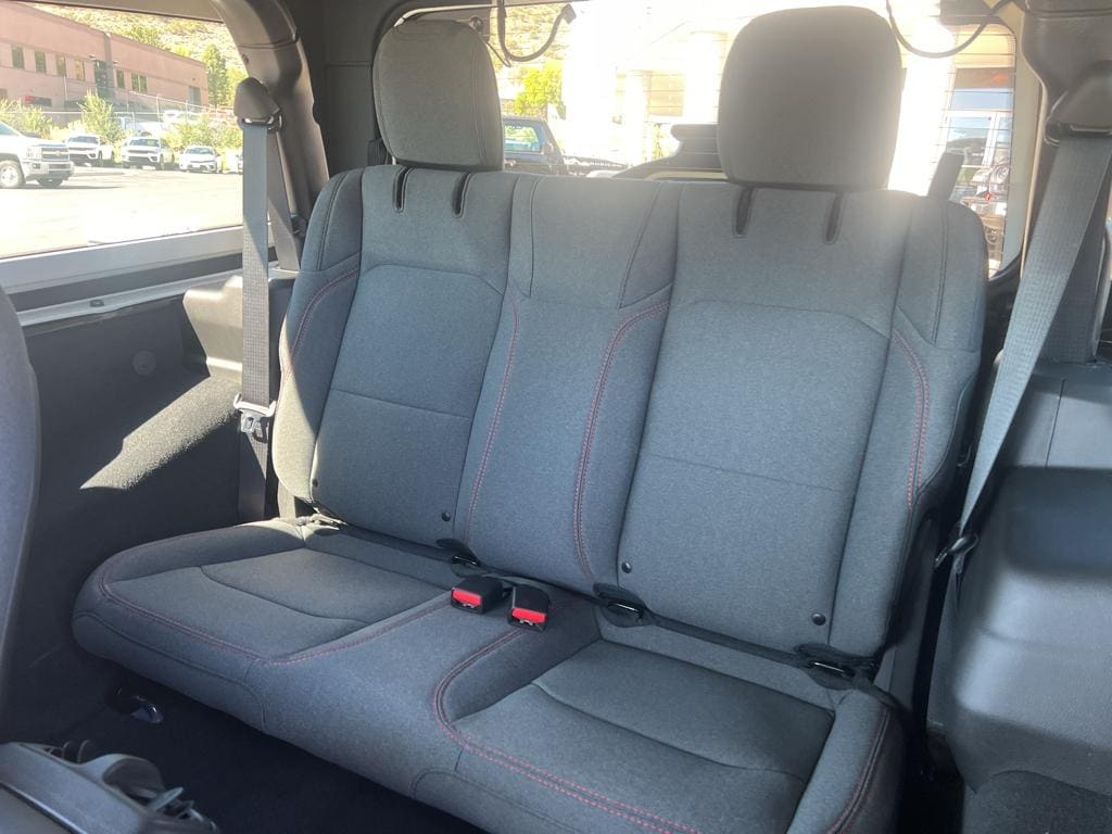 2025 Jeep Wrangler 2-Door Rubicon - Photo 16