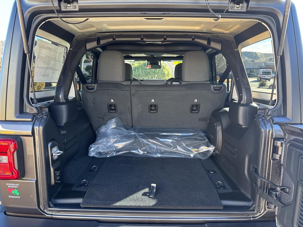 2026 Jeep Wrangler 4-Door Rubicon - Photo 10