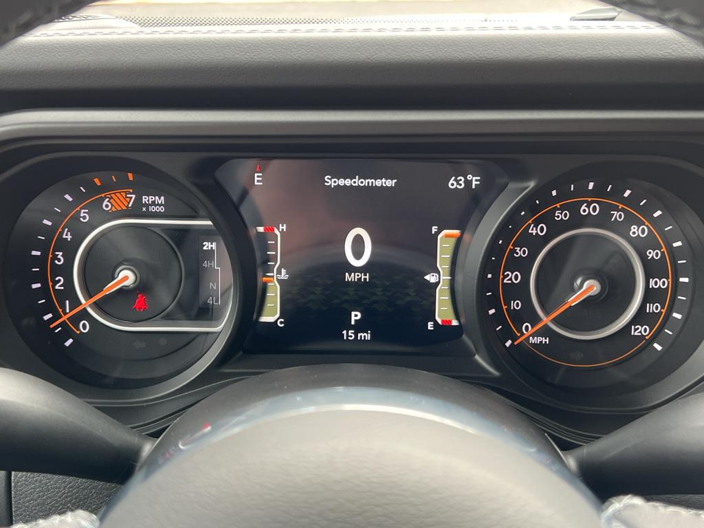 2025 Jeep Wrangler 4-Door Sahara - Photo 21