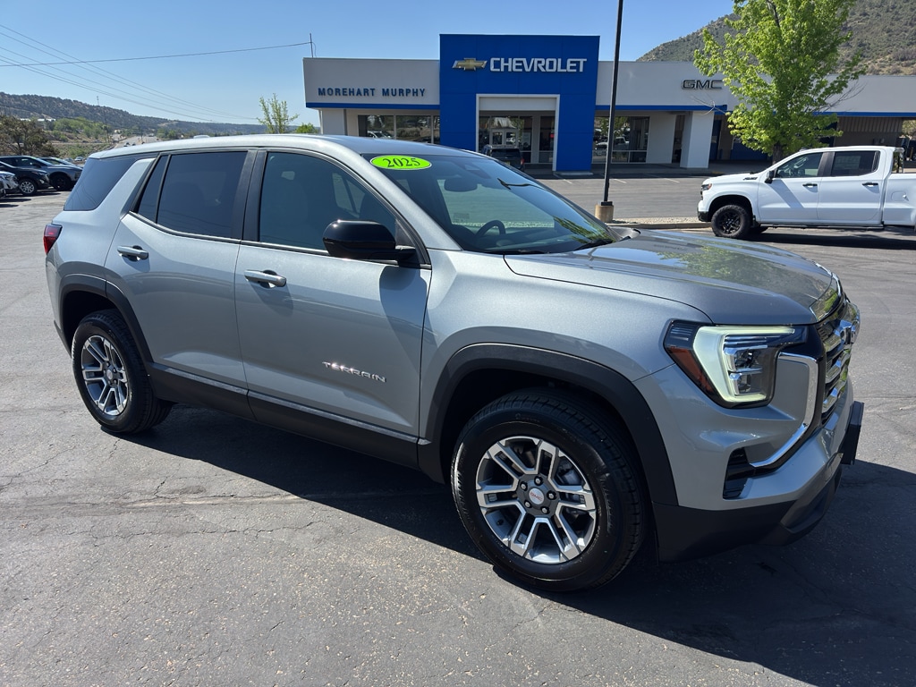 2025 GMC Terrain Elevation AWD's photo