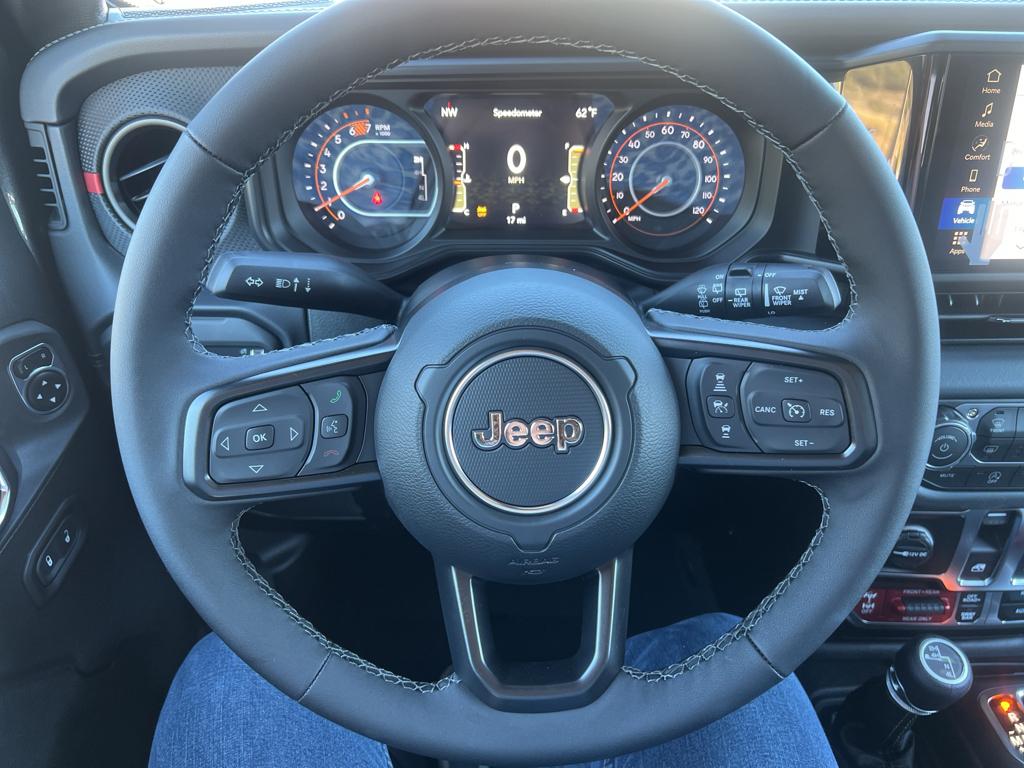 2025 Jeep Wrangler 2-Door Rubicon - Photo 22