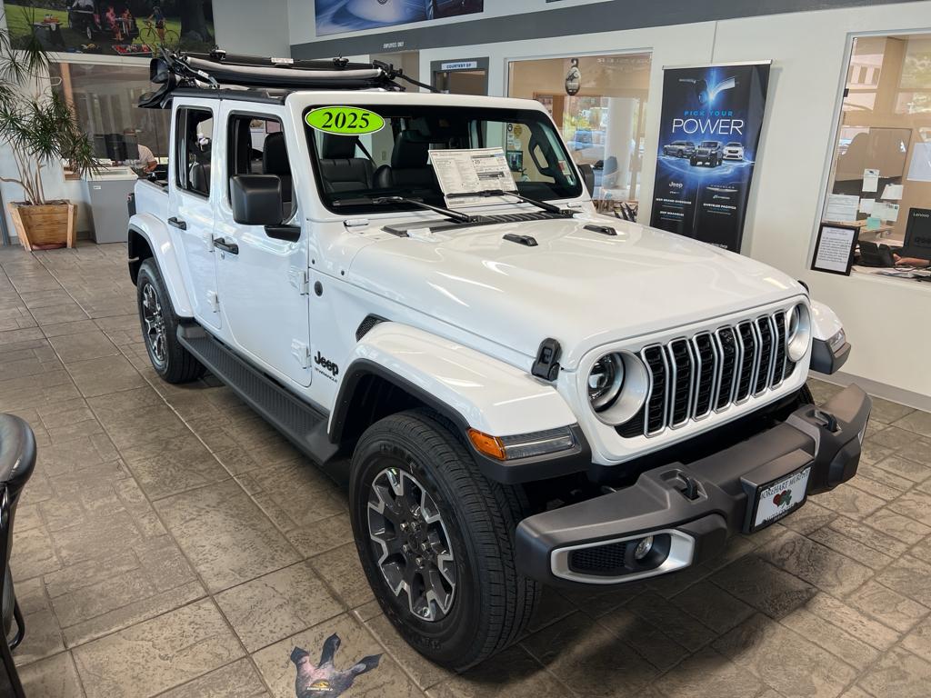 2025 Jeep Wrangler 4-Door Sahara - Photo 32