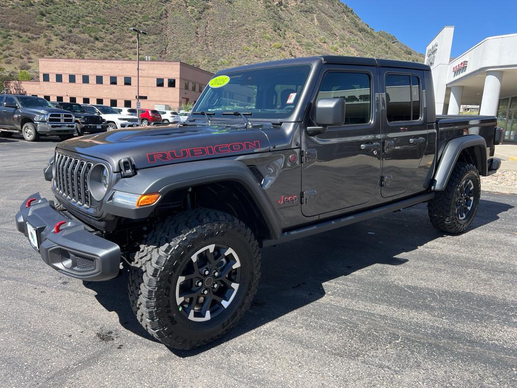 2025 Jeep Gladiator Rubicon photo 3