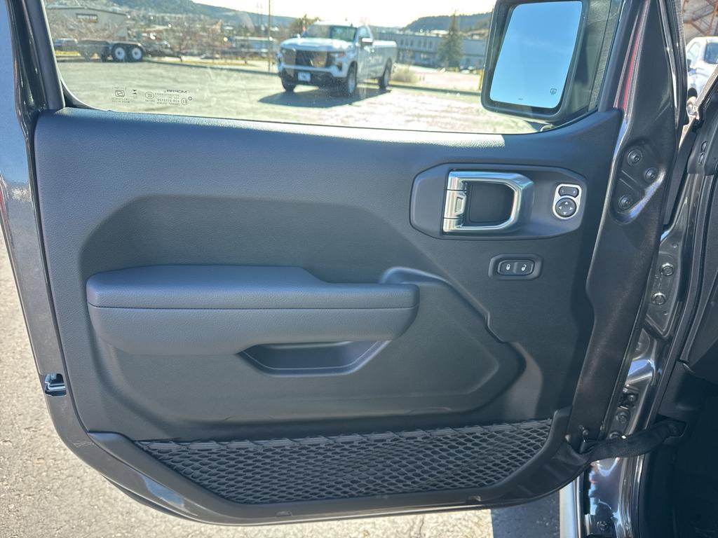 2026 Jeep Wrangler 4-Door Rubicon - Photo 14
