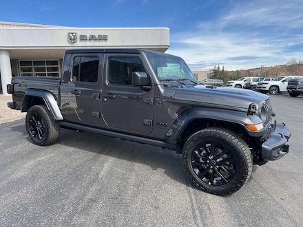 2025 Jeep Gladiator NIGHTHAWK 4X4 Pickup