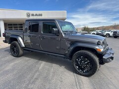 2025 Jeep Gladiator NIGHTHAWK 4X4 Pickup