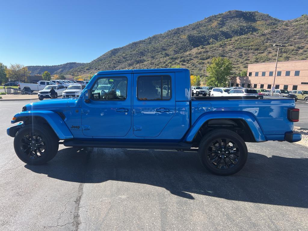 2023 Jeep Gladiator High Altitude photo 2