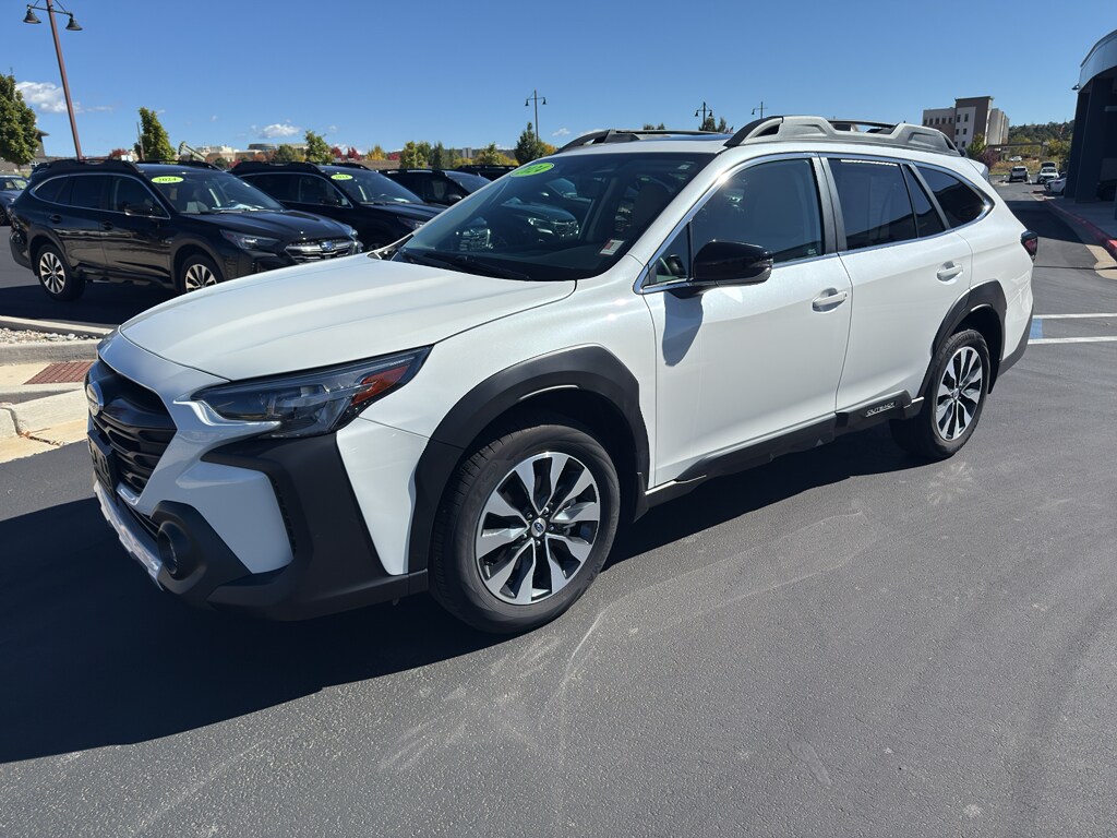 2024 Subaru Outback Limited XT photo 3