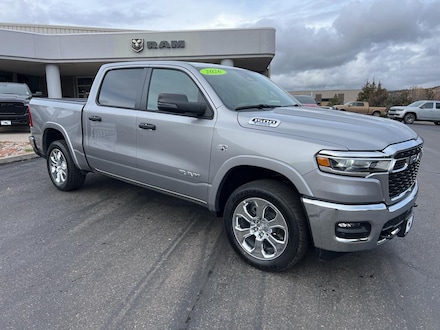 2026 Ram 1500 BIG HORN CREW CAB 4X4 5'7 BOX Pickup