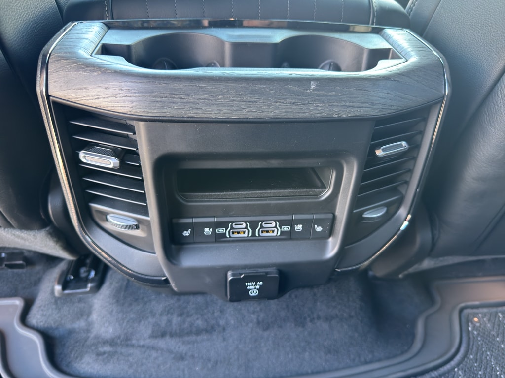 2026 RAM 1500 Limited - Photo 17