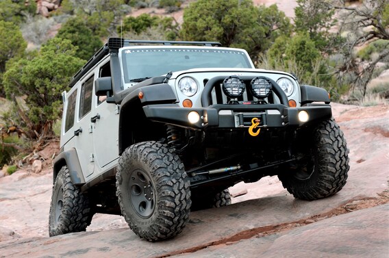 Jeep Wrangler JK - American Expedition Vehicles (AEV)