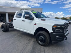 2026 Ram 3500 Chassis Cab TRADESMAN CREW   4X4 60' CA Pickup