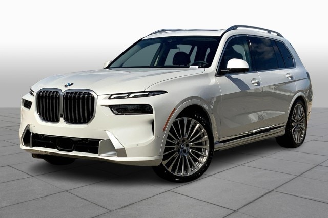 2023 BMW X7 40i's photo