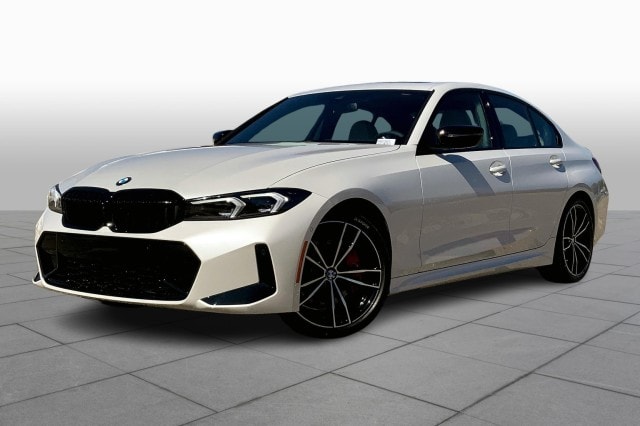 2023 BMW 3 Series 330i's photo