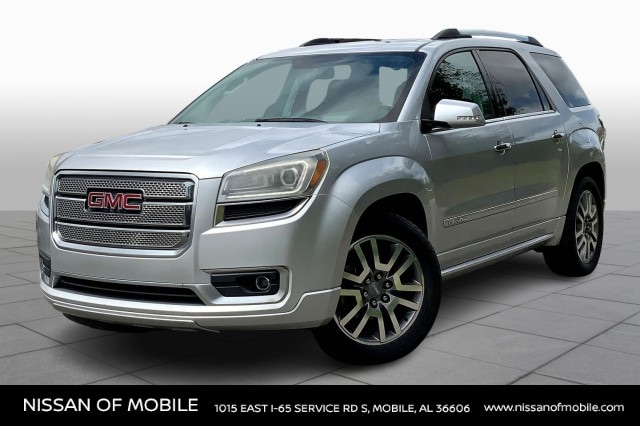 2013 GMC Acadia Denali's photo
