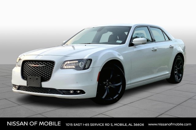 2021 Chrysler 300 S's photo