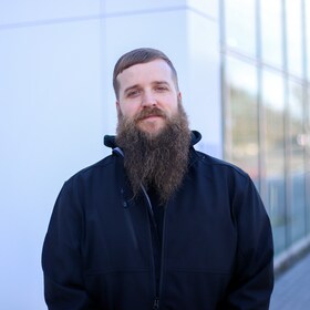 Staff member Tim Howarth from ID_b95ccbd7a1c4