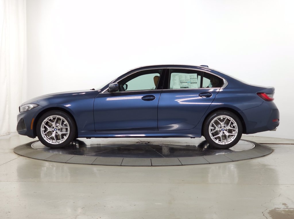 New 2026 BMW 330i xDrive Sedan