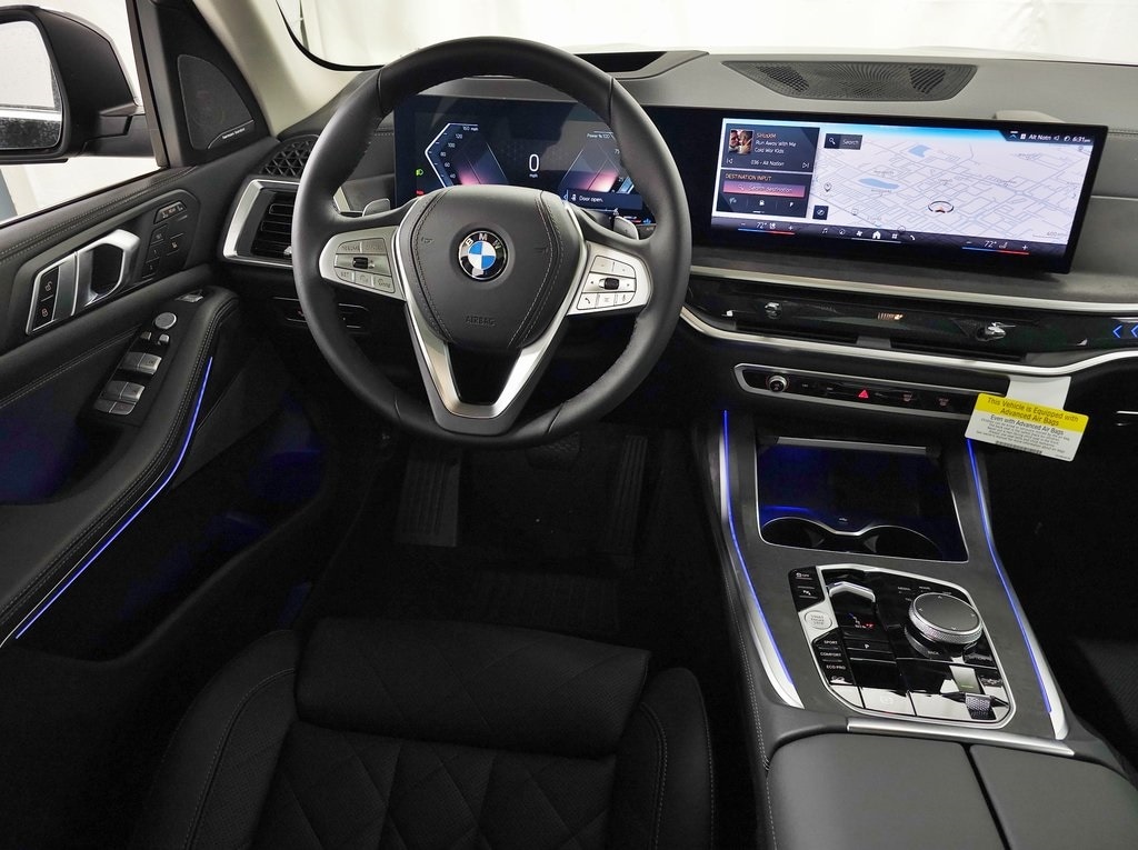 2025 BMW X7 xDrive40i 14