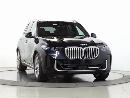 2026 BMW X5 PHEV xDrive50e SUV 5UX43EU06T9348965
