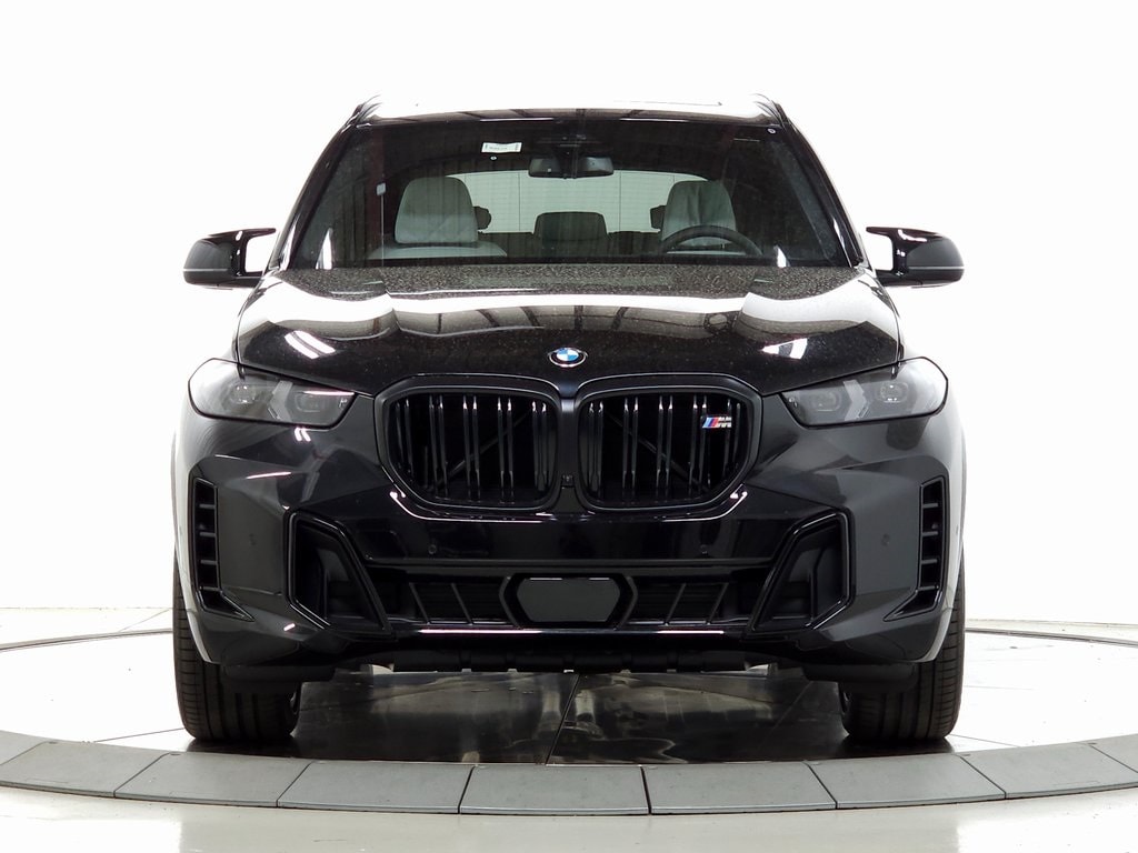 2025 BMW X5 M60i 2