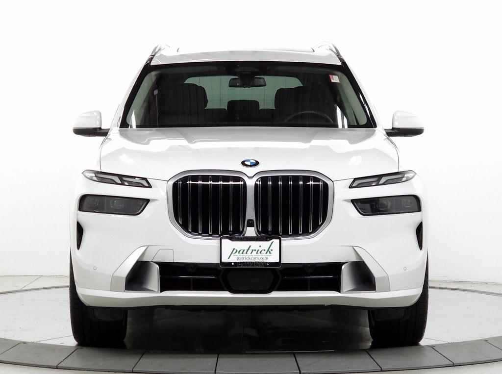 Used 2023 BMW X7 40i with VIN 5UX23EM08P9N58836 for sale in Schaumburg, IL