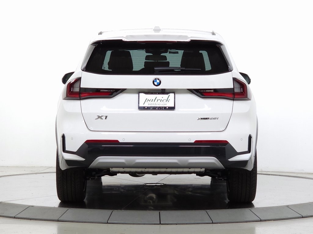 2025 BMW X1 xDrive28i 6