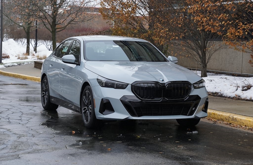 2026 BMW 5 Series 530i's photo