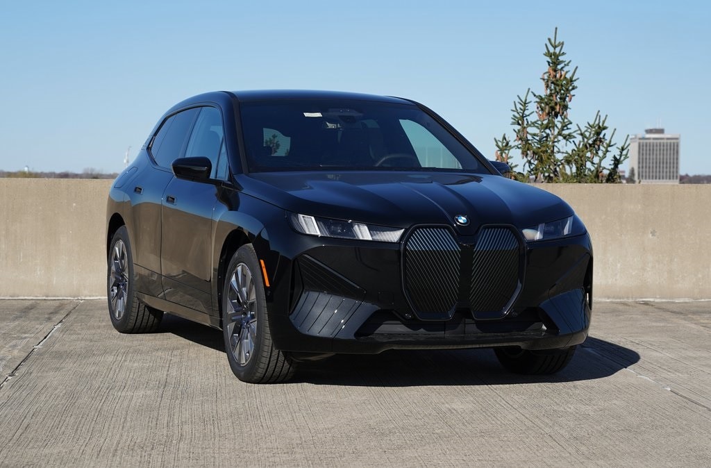 New 2026 BMW iX xDrive60 SUV